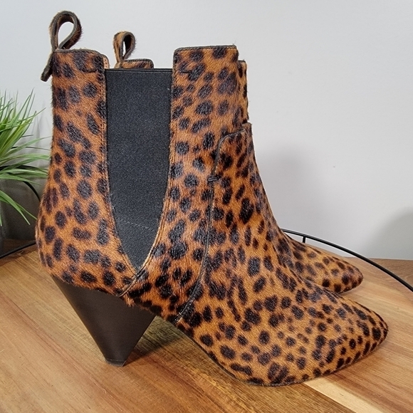 Veronica Beard Landon Calf Hair Leopard Print Booties Cone Heel Size 40.5 - Picture 7 of 17